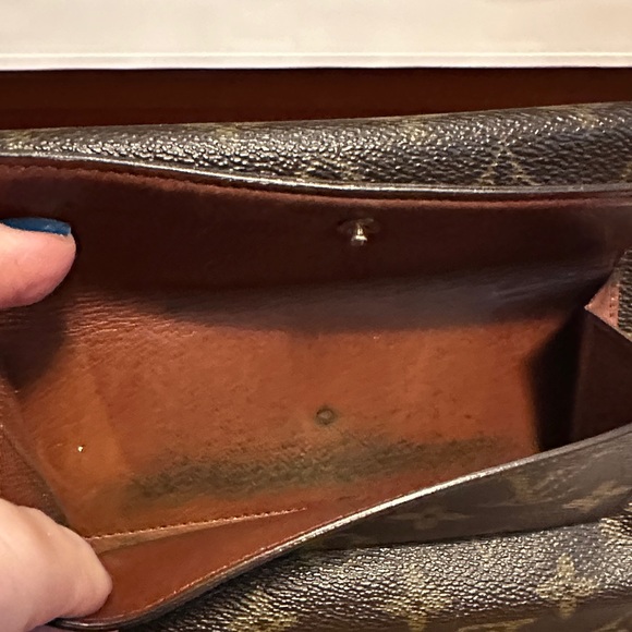 Louis Vuitton Brown and Tan Monogram Wallet - Picture 8 of 10